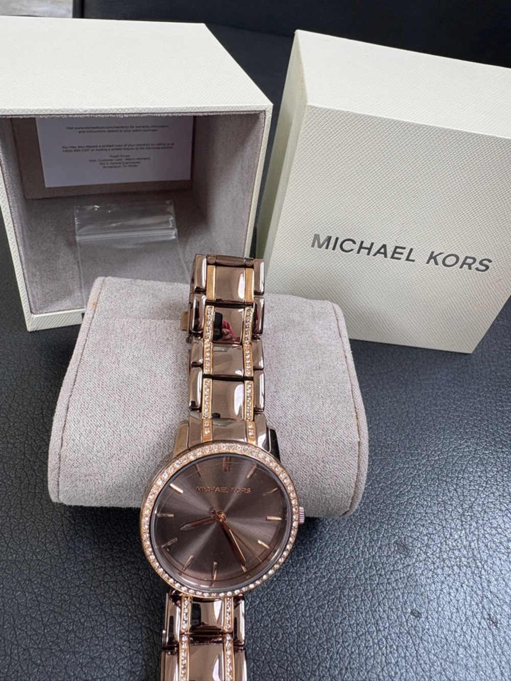 Michael Kors Rose Gold - Picture 3 of 4